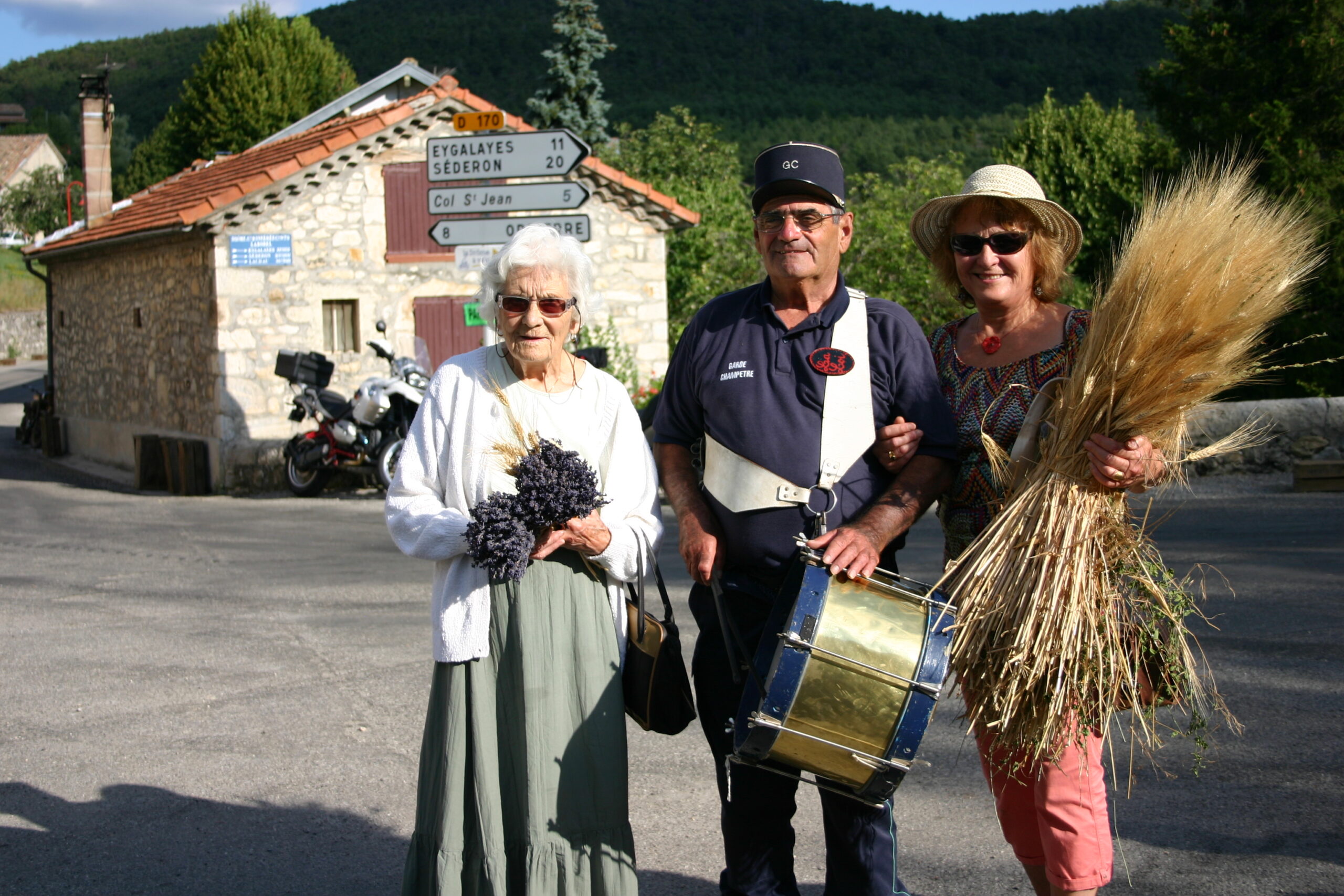 Figurants gestes et savoirs d'autrefois